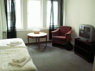 A Marican Hostel & Hotel